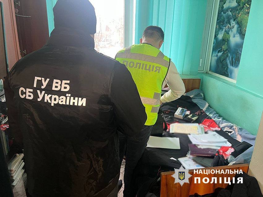 У Києві правоохоронці затримали організатора схема з переправлення чоловіків за кордон