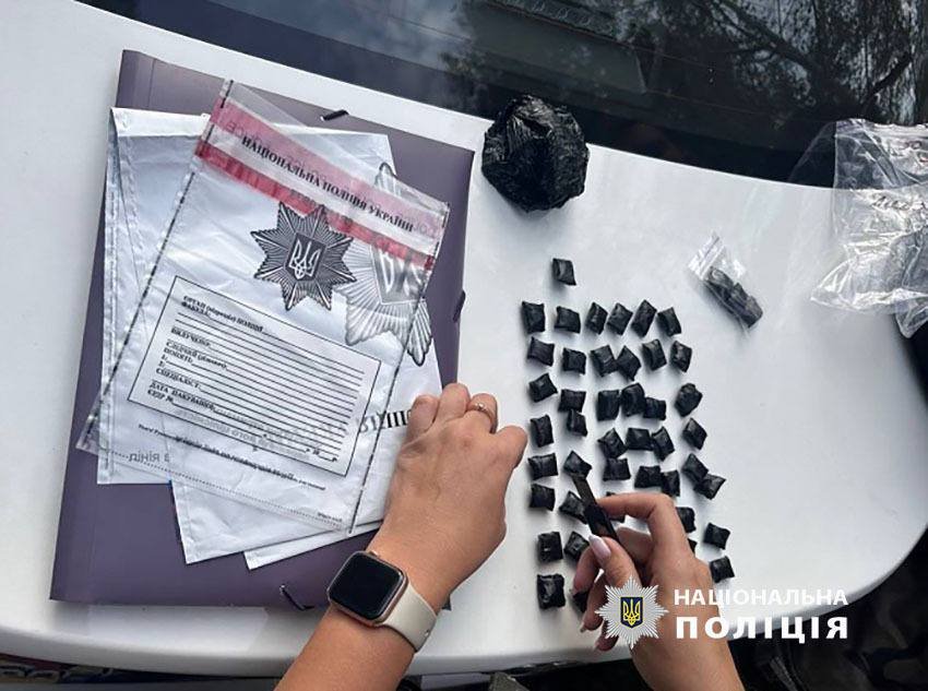 У столиці затримали наркозбувача