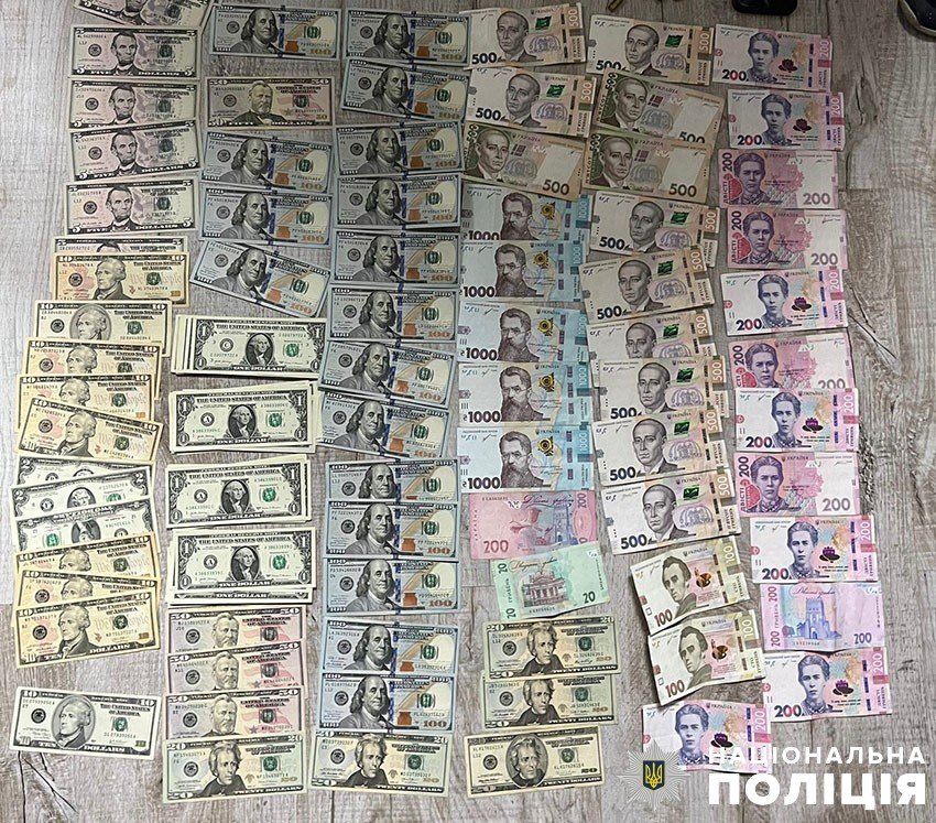 Чоловікам загрожує до 12 років ув'язнення