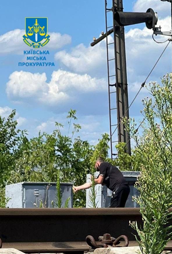 Чоловіків підозрюють у скоєнні диверсій