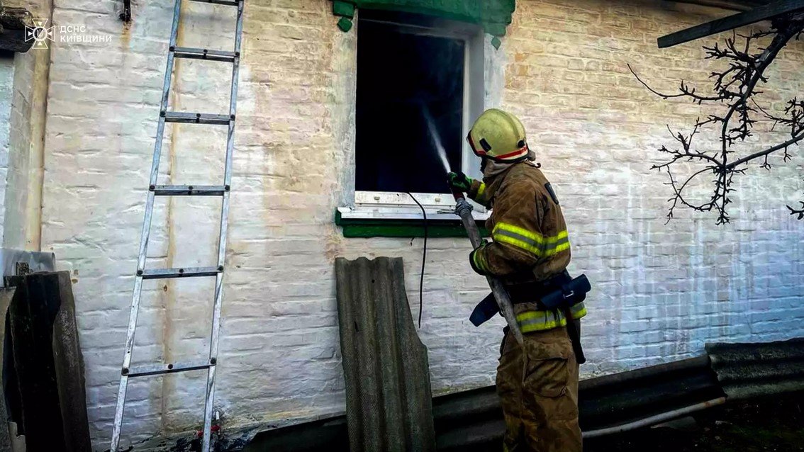 Рятувальники ліквідували пожежу