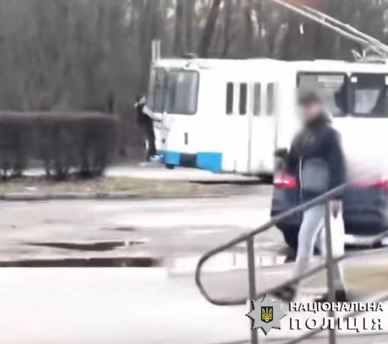 Із зачепером провели бесіду