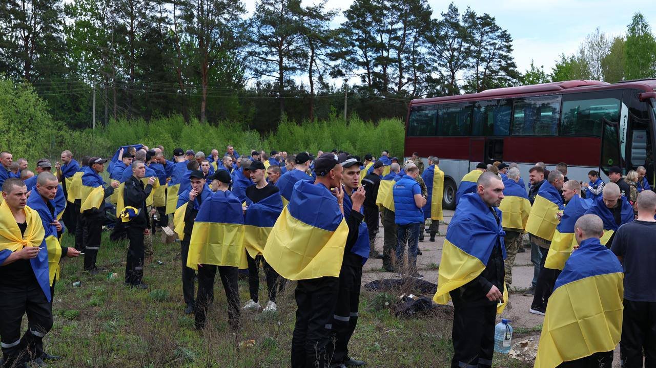 Це - оборонці Маріуполя та інших ділянок фронту