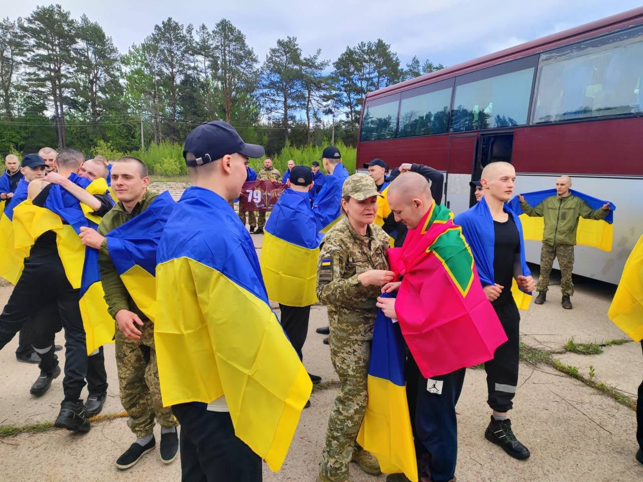 Це - оборонці Маріуполя та інших ділянок фронту