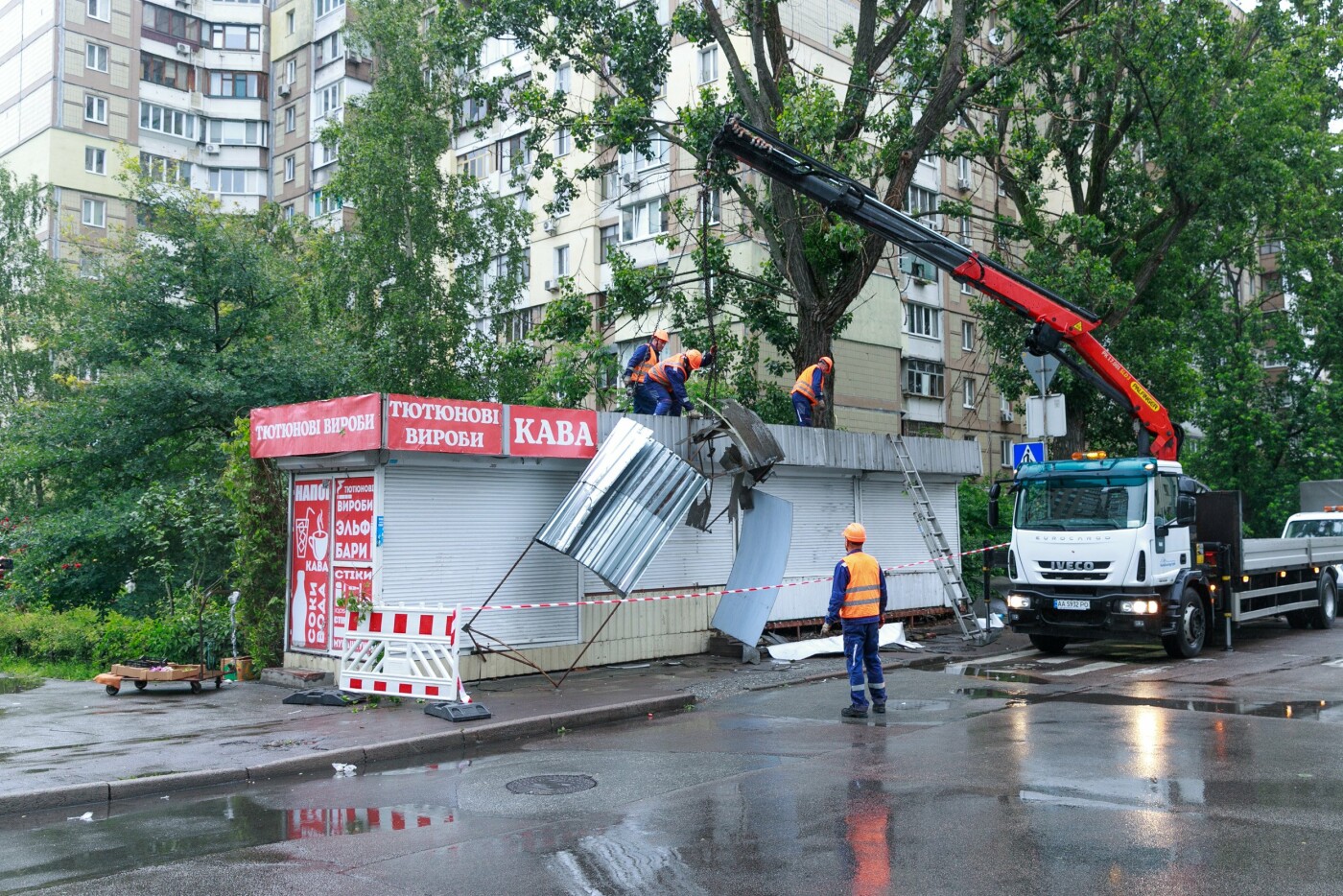 У столиці демонтують МАФи