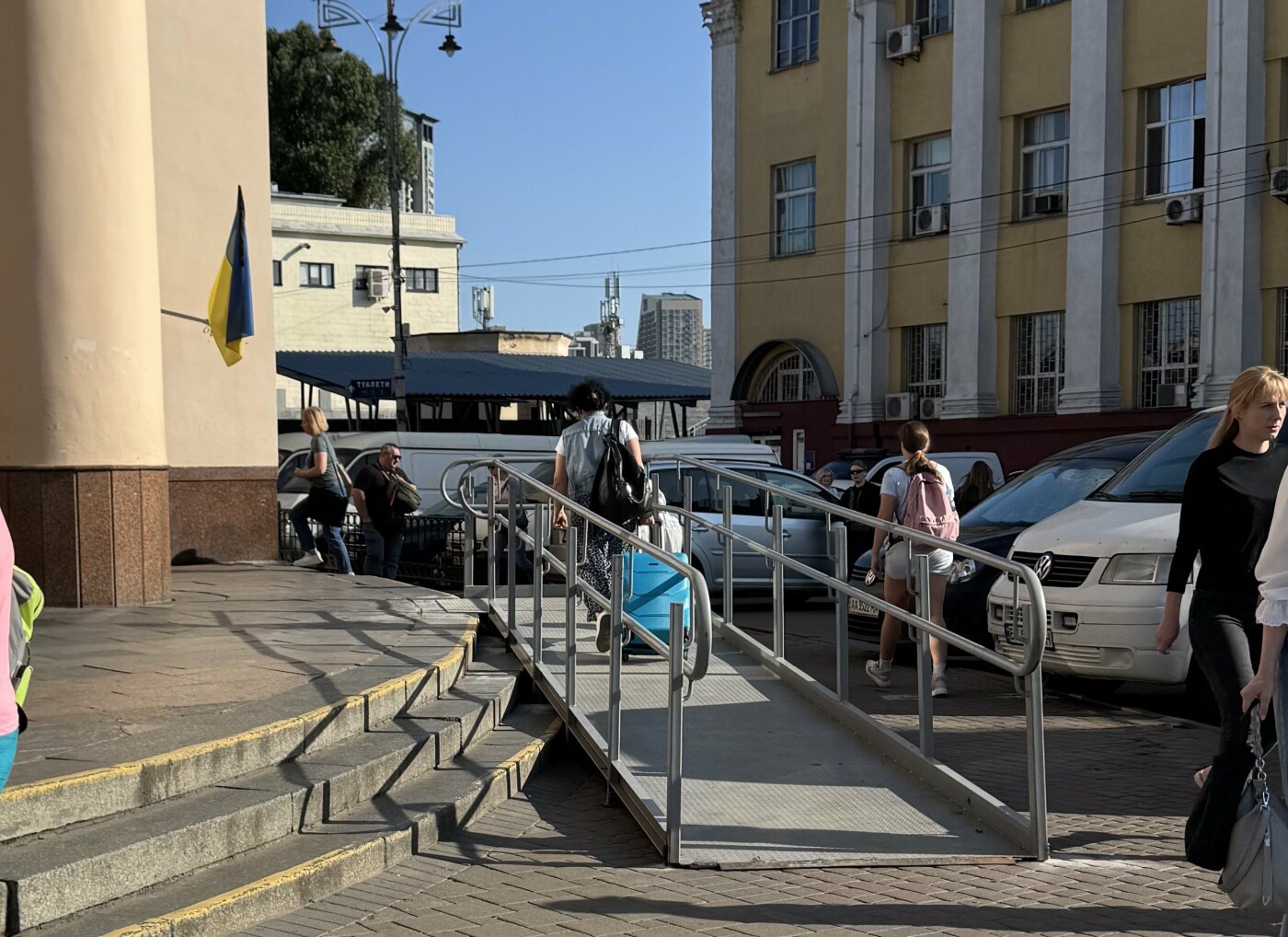 Перший пандус вже встановили