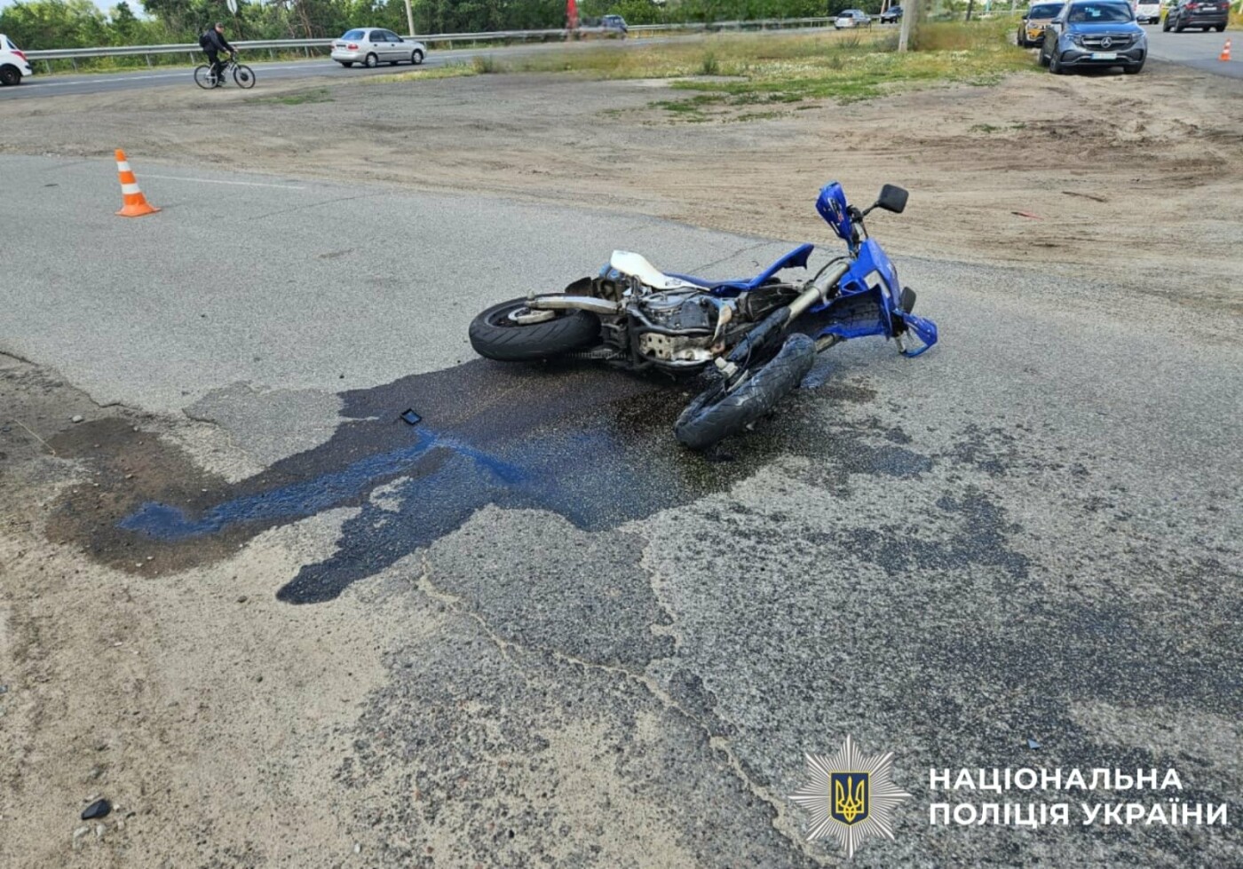 Водій мотоцикли загинув на місці