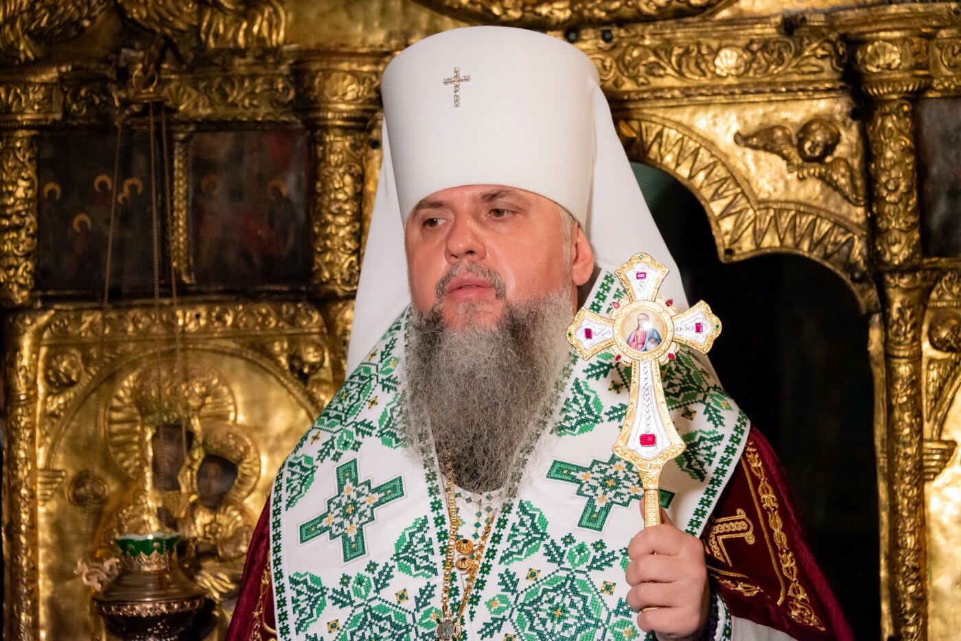 Перше богослужіння