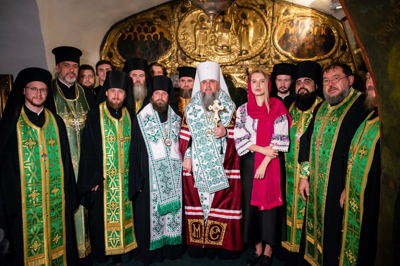Перше богослужіння
