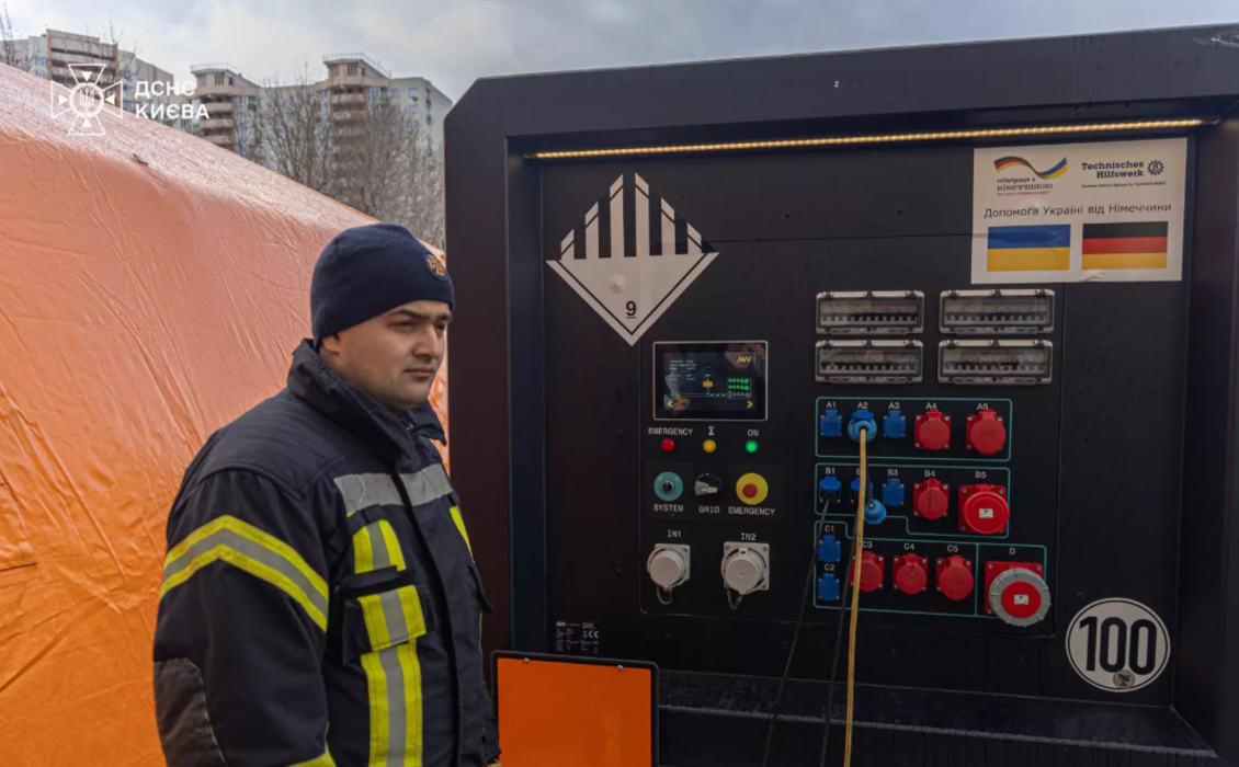 Роботи з очищення та відновлення території після падіння уламків