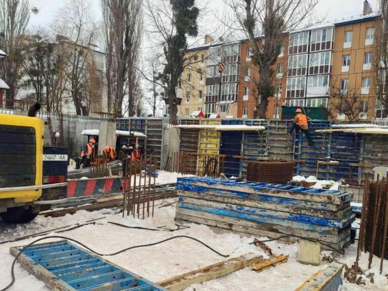 Фото - Київська ОВА