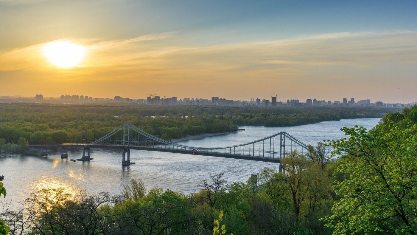 Труханів острів