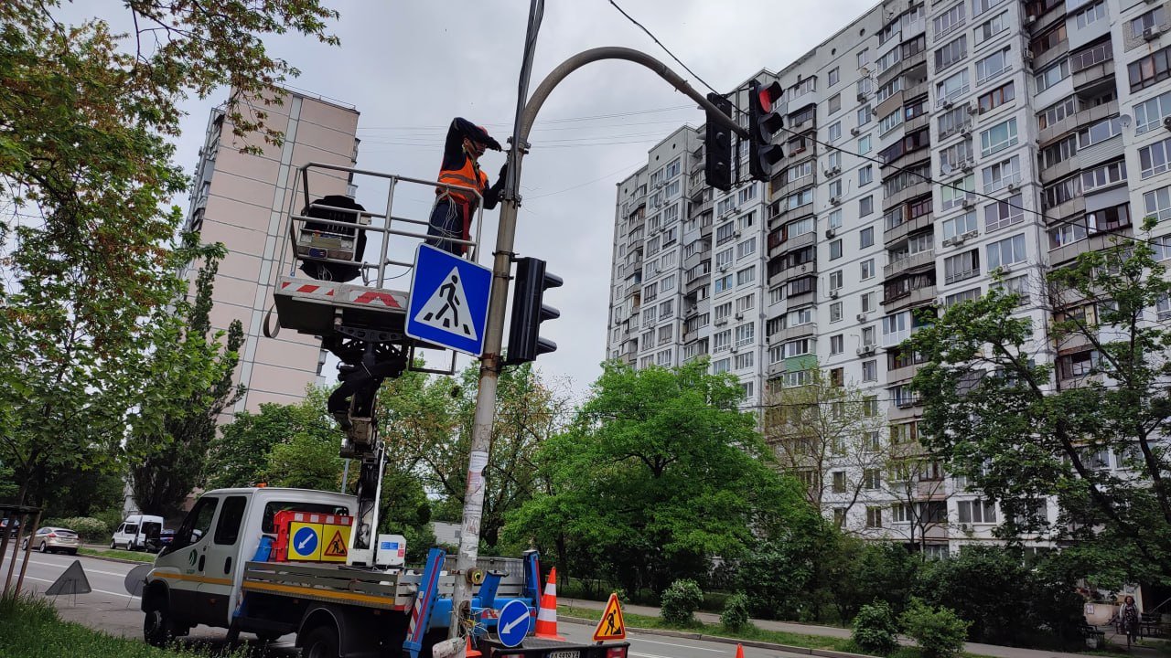 У Києві світлофори стають доступнішими для людей із порушеннями зору