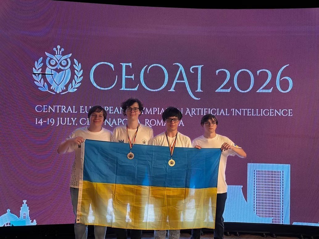 Зліва направо: Владислав Дахно, Ростислав Ябченко, Роман Мєламуд, Андрій Татарінов