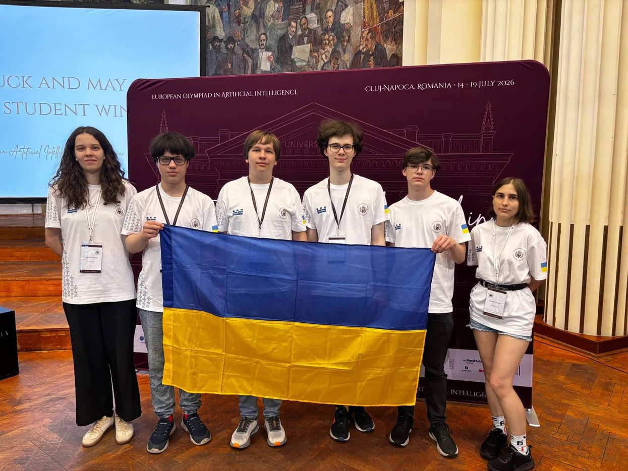 Зліва направо: Меліса Галіба, Роман Мєламуд, Владислав Дахно, Ростислав Ябченко, Андрій Татарінов, Таміла Краштан