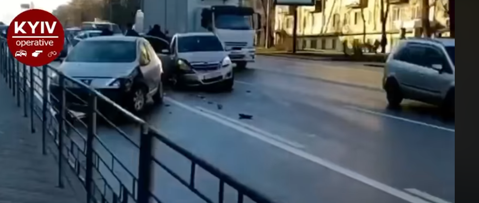 Киев бомбят видео