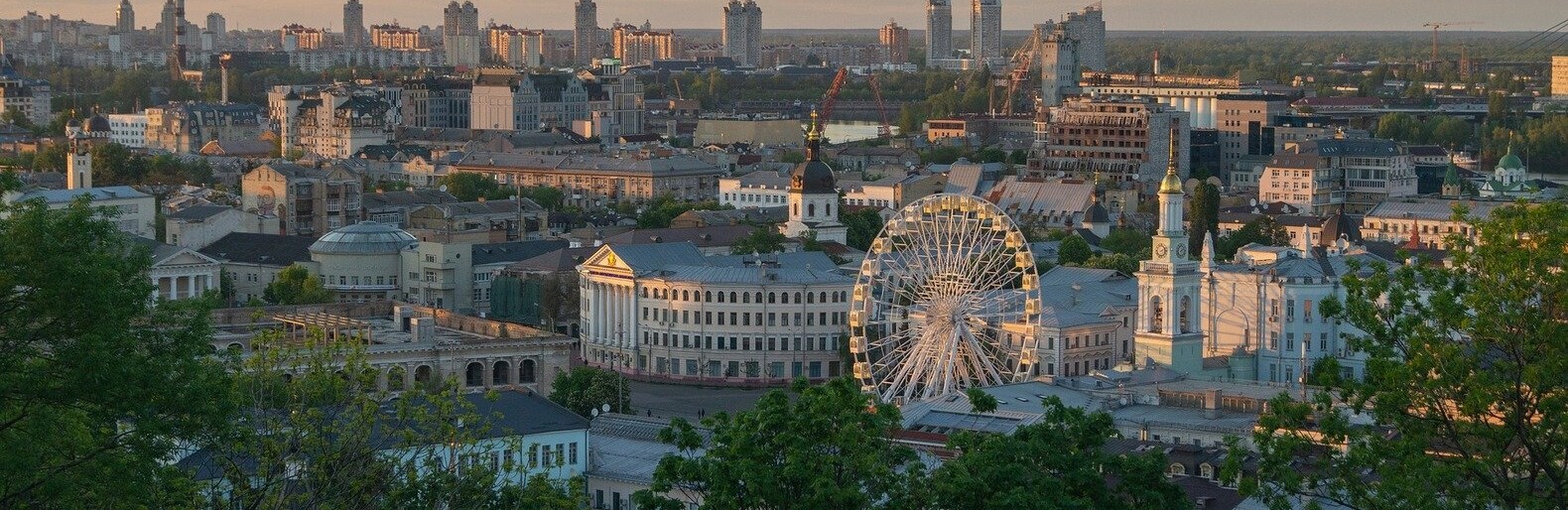 Кому принадлежит киев сейчас