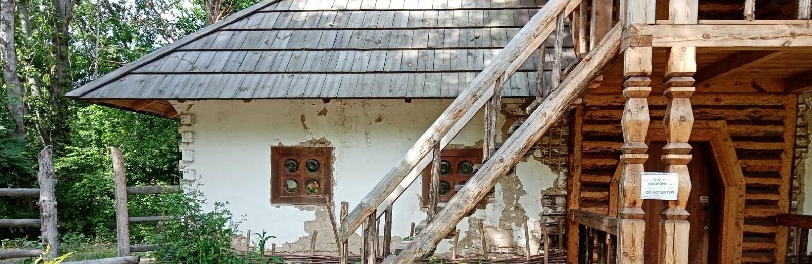 Мамаева Слобода в Киеве: где находится музей и почему его стоит пос... Мамаева Слобода в Киеве: где находится музей и почему его стоит посетить. Фото: Юрій Ткаченко