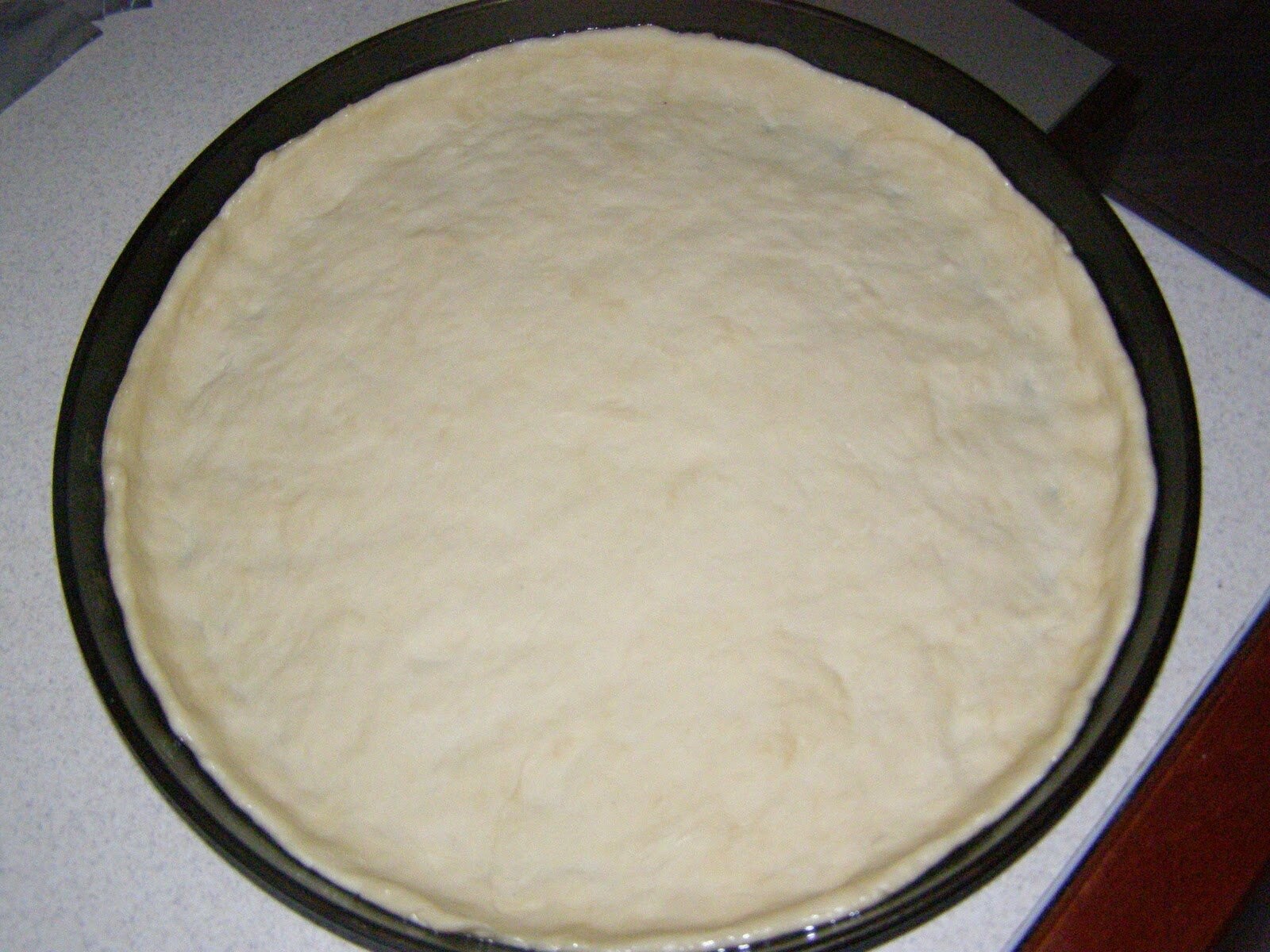 Тонкое тесто без дрожжей для пиццы